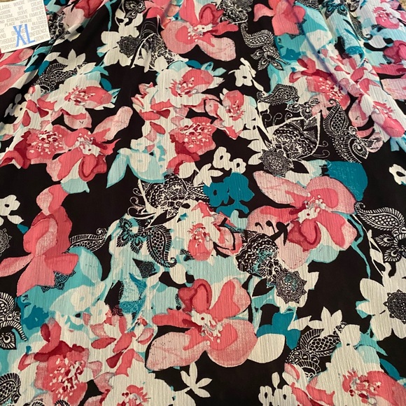Xl Lularoe Lola skirt (floral) - Picture 3 of 4